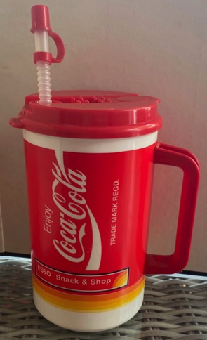 5844-2 € 4,00 coca cola drinkbeker met deksel ( 1x zonder deksel).jpeg